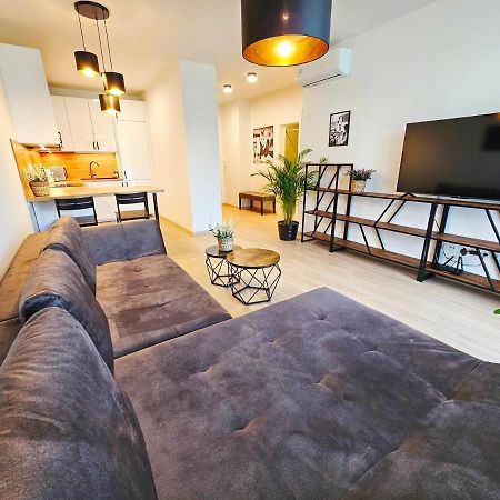 2 Room Apartment, New Building, Bosakova Street, 28 Bratislava Bagian luar foto