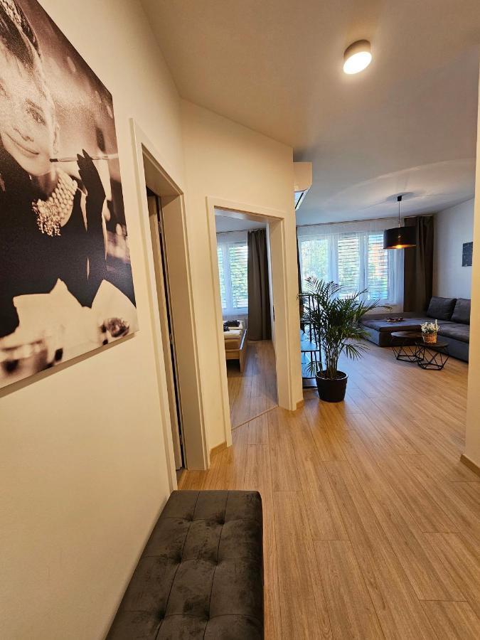 2 Room Apartment, New Building, Bosakova Street, 28 Bratislava Bagian luar foto